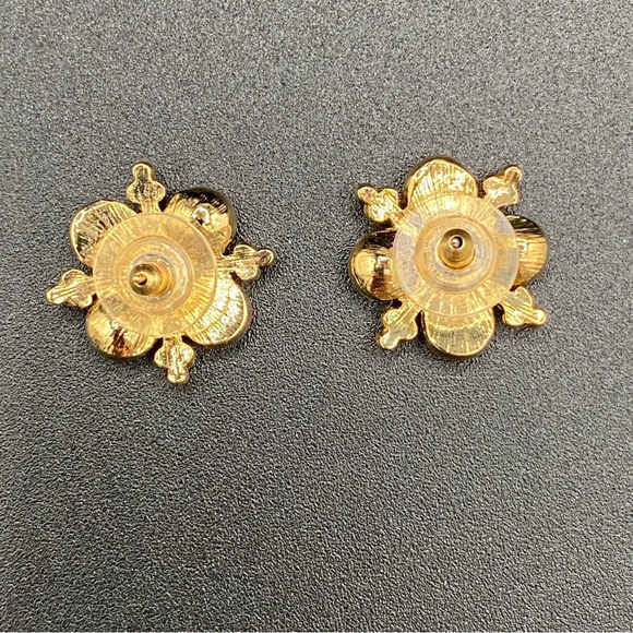 Dainty Faux Pearl and Gold Tone Stud Earrings pierced - Picture 6 of 11